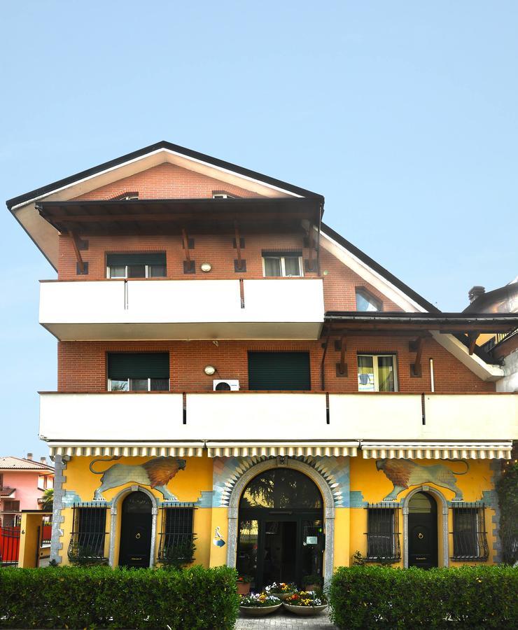Borromeo Residenze Service S.A.S Peschiera Borromeo Eksteriør bilde